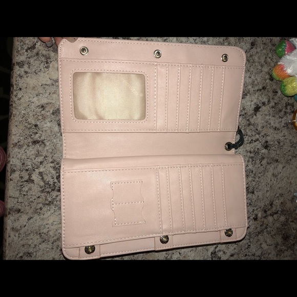 wallet - Picture 3 of 3
